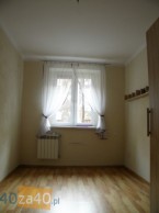 Mieszkanie na sprzedaż, pokoje: 2, cena: 105 000,00 PLN, Bytom, kontakt: PL +48 888 735 975