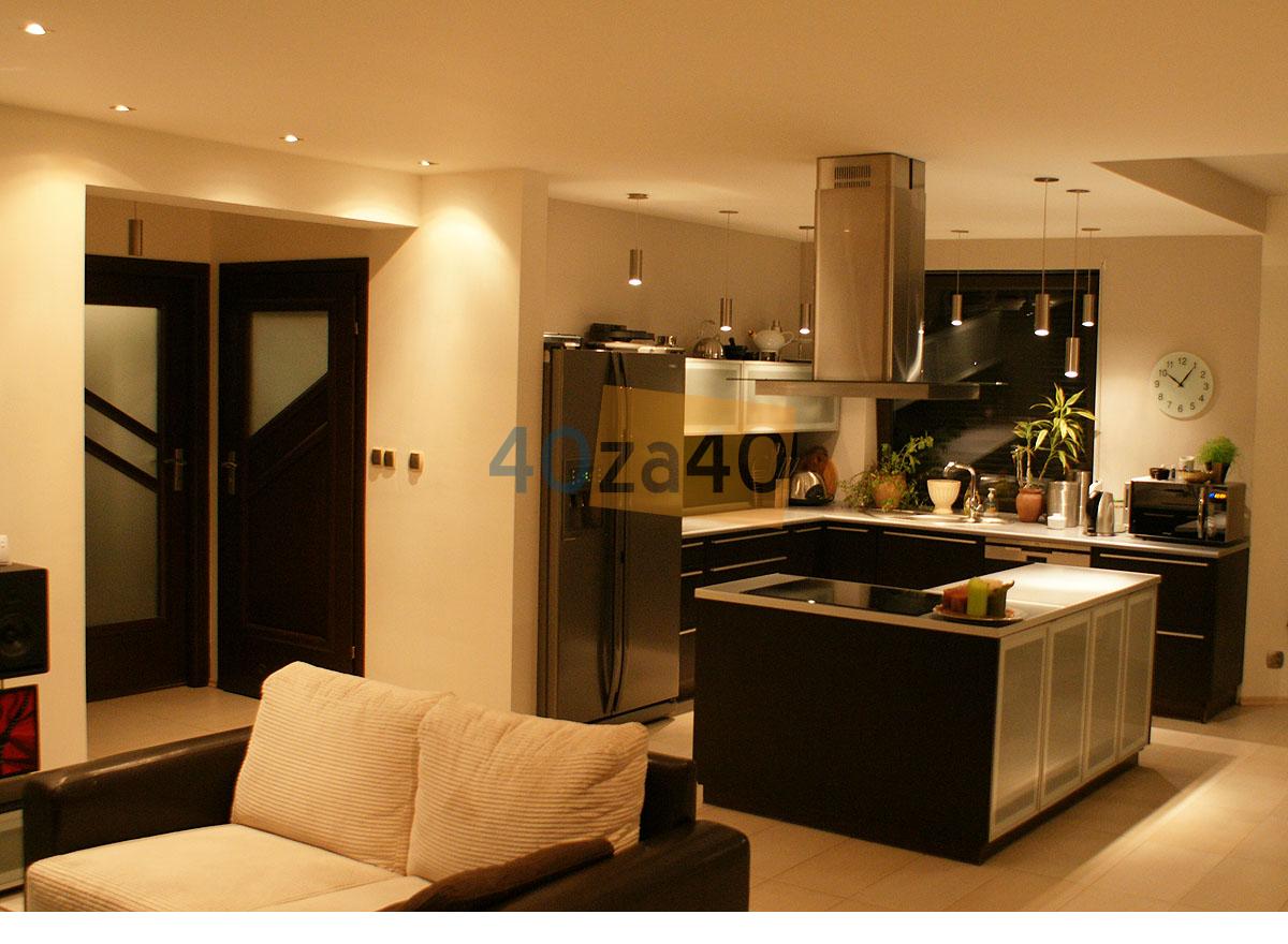 Dom do wynajęcia, powierzchnia: 141 m2, pokoje: 3, cena: 3 800,00 PLN, Piaseczno, kontakt: 727 504 945