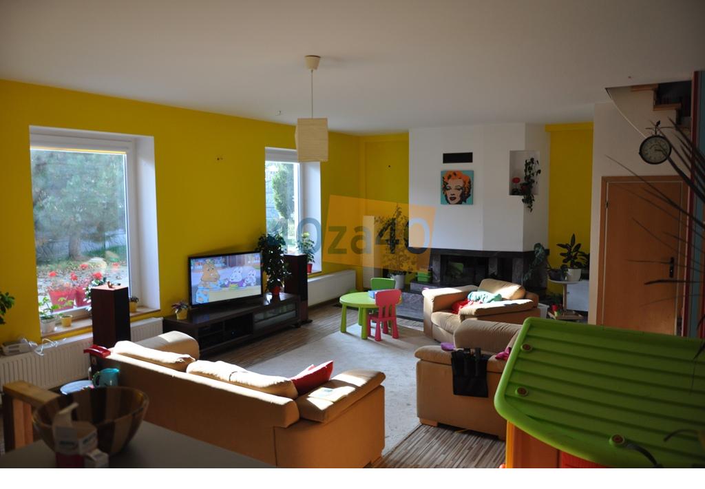Dom na sprzedaż, powierzchnia: 261 m2, pokoje: 5, cena: 555 000,00 PLN, Łozina, kontakt: 661042416