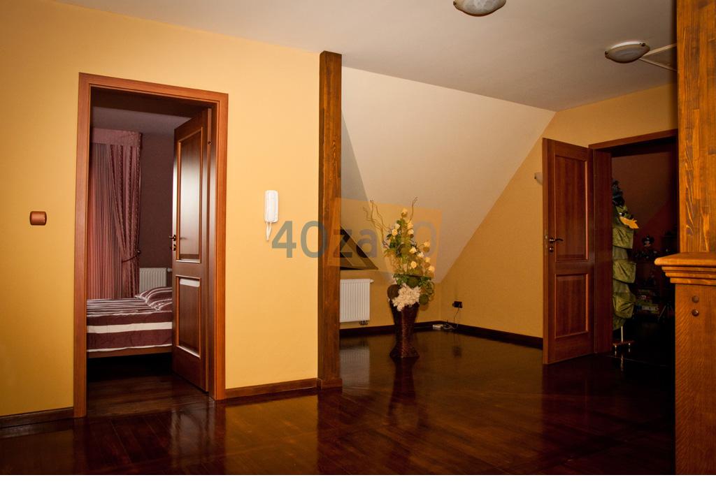 Dom na sprzedaż, powierzchnia: 253 m2, pokoje: 6, cena: 1 350 000,00 PLN, Nowy Targ, kontakt: 510351855