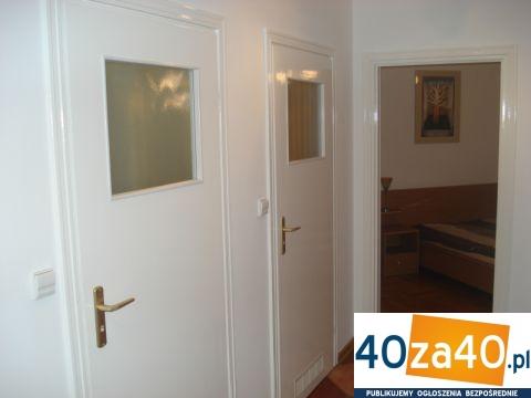 Mieszkanie do wynajęcia, pokoje: 3, cena: 2 700,00 PLN, Warszawa, kontakt: 602-233-276